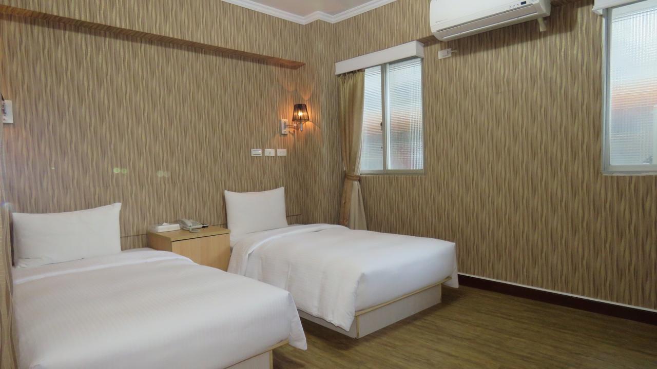 Puli Midtown Hotel Екстериор снимка